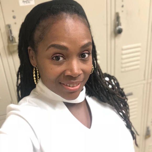 Meet your Posher, Camille - Picture 3 of 7